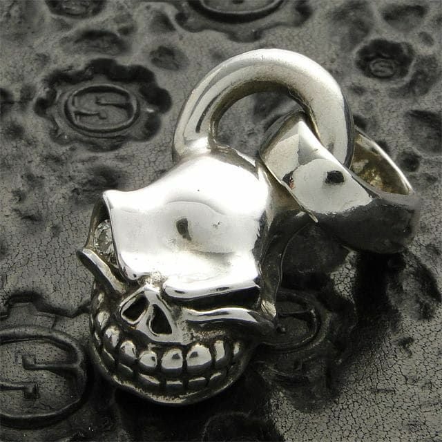 スターリンギア マイクロスカルペンダント w/ダイヤ | ジュエリー