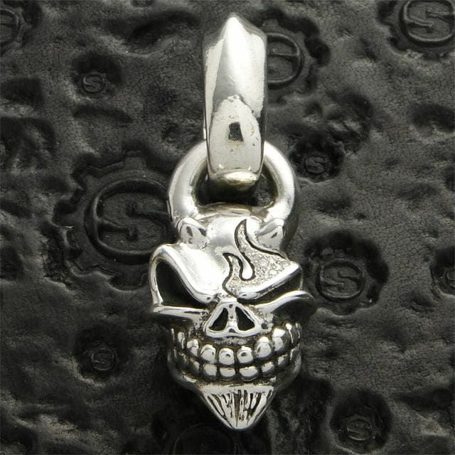 スターリンギア マイクロデビルペンダント w/フレイムルビーパヴェ