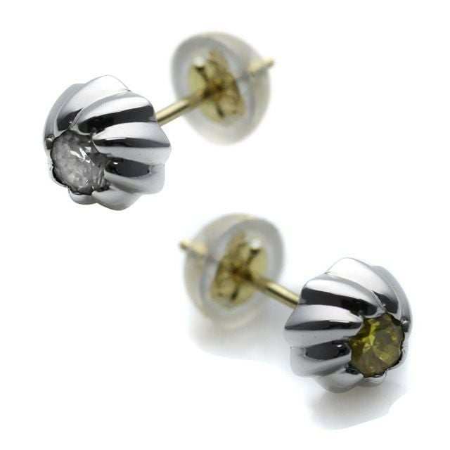 ヴェルヴェットラウンジ シャープスタッドピアス/ゴールド