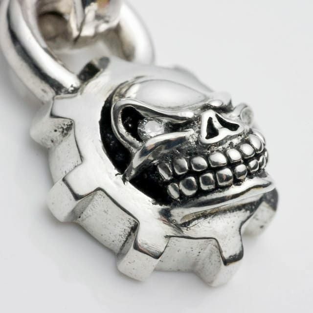 スターリンギア ギアフェイスペンダント w/ダイヤ | ジュエリー