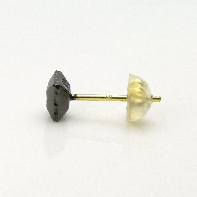 ヴェルヴェットラウンジ シャイニー スタッド ピアス ブラック
