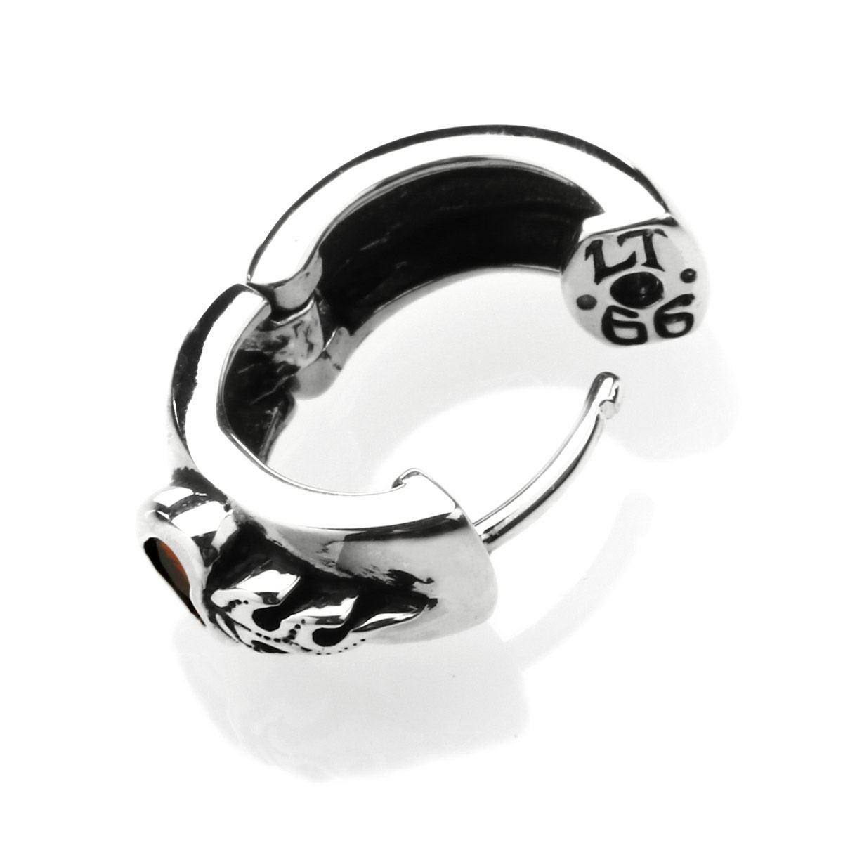 レザーズアンドトレジャーズ セイクリッドハートピアス /ガーネット