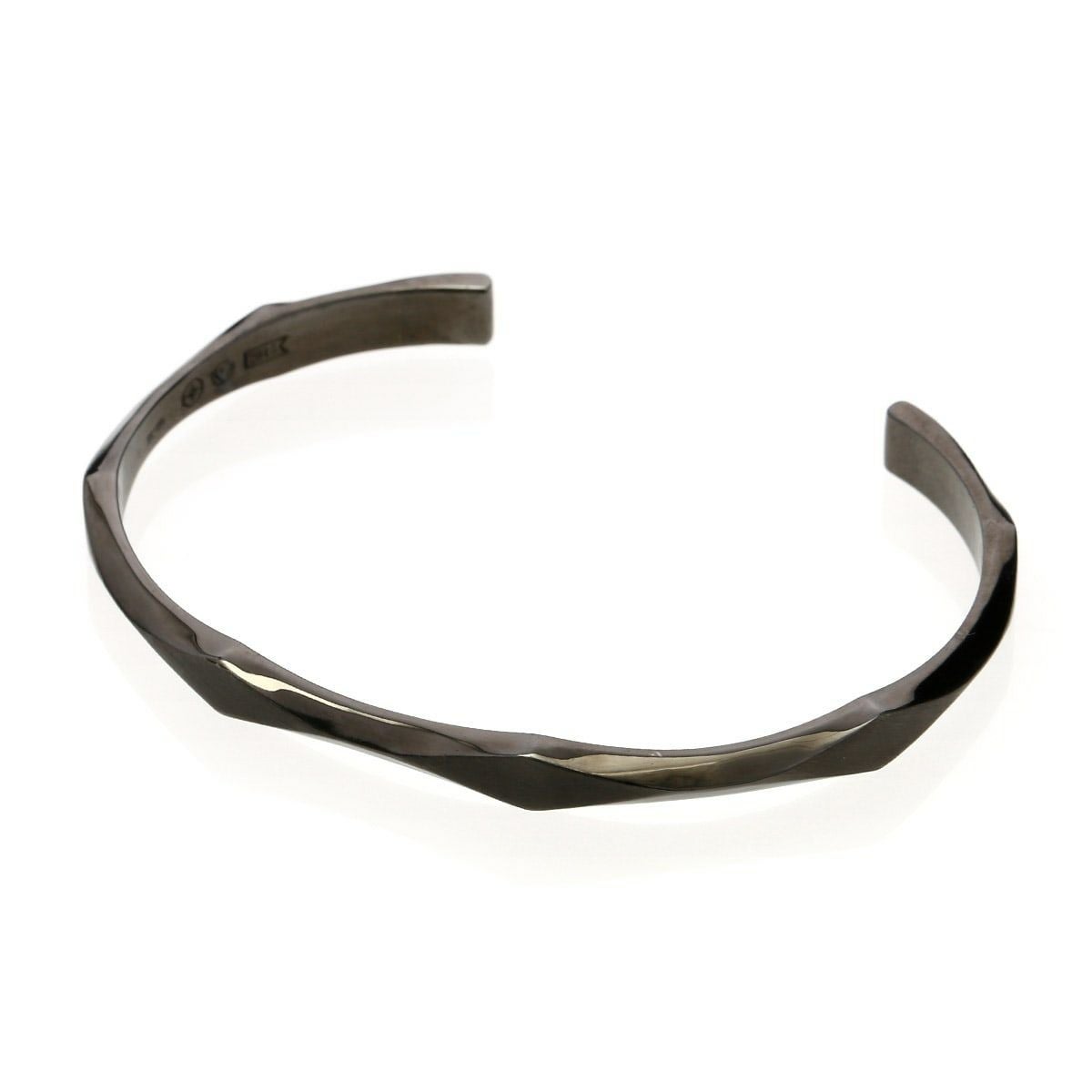 AAA】西島隆弘(Nissy)さん 着用 ヴェルヴェットラウンジ Edging