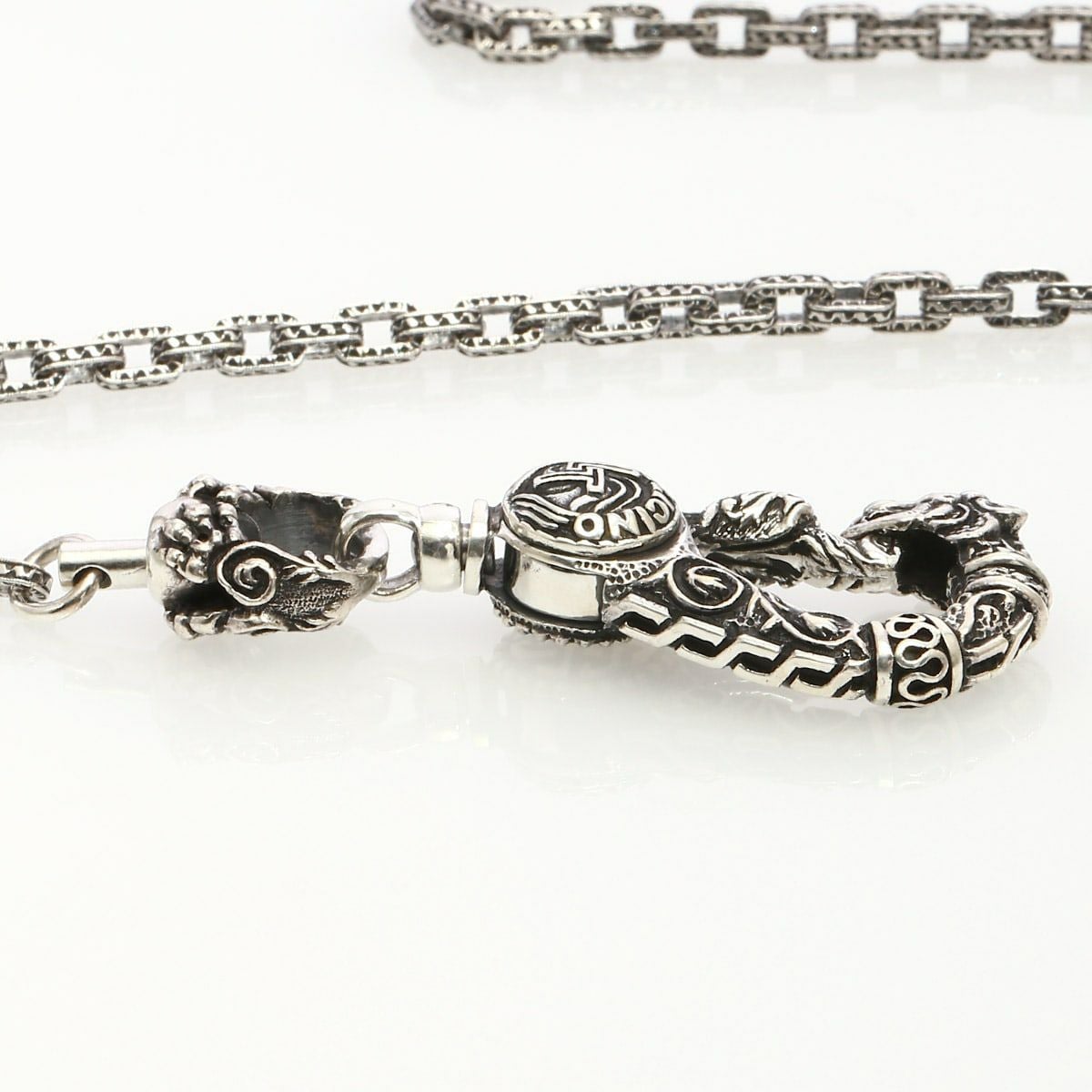 レザーズアンドトレジャーズ ケルティックタイガーウォレットチェーン