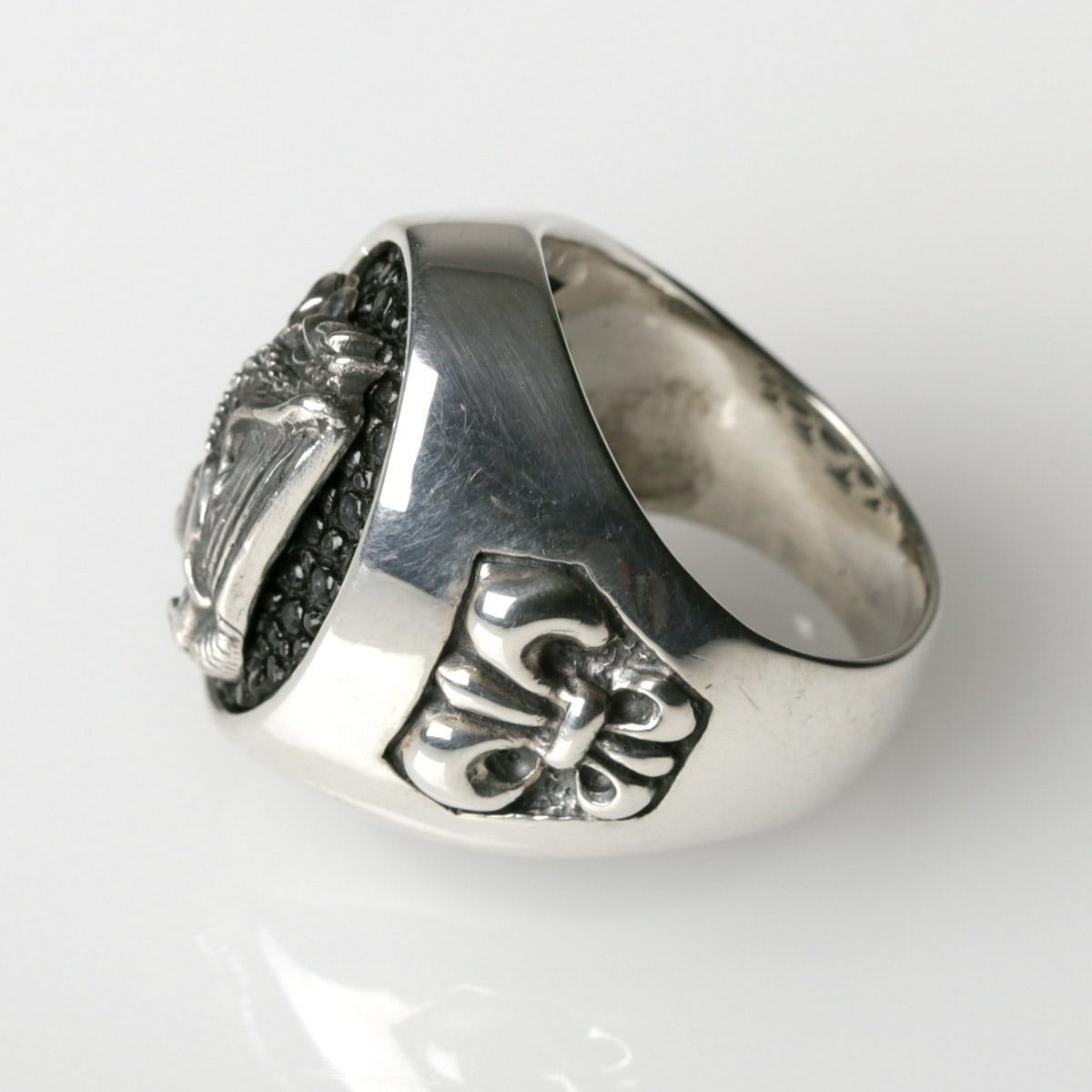 レザーズアンドトレジャーズ スモールスペシャルエディションリング