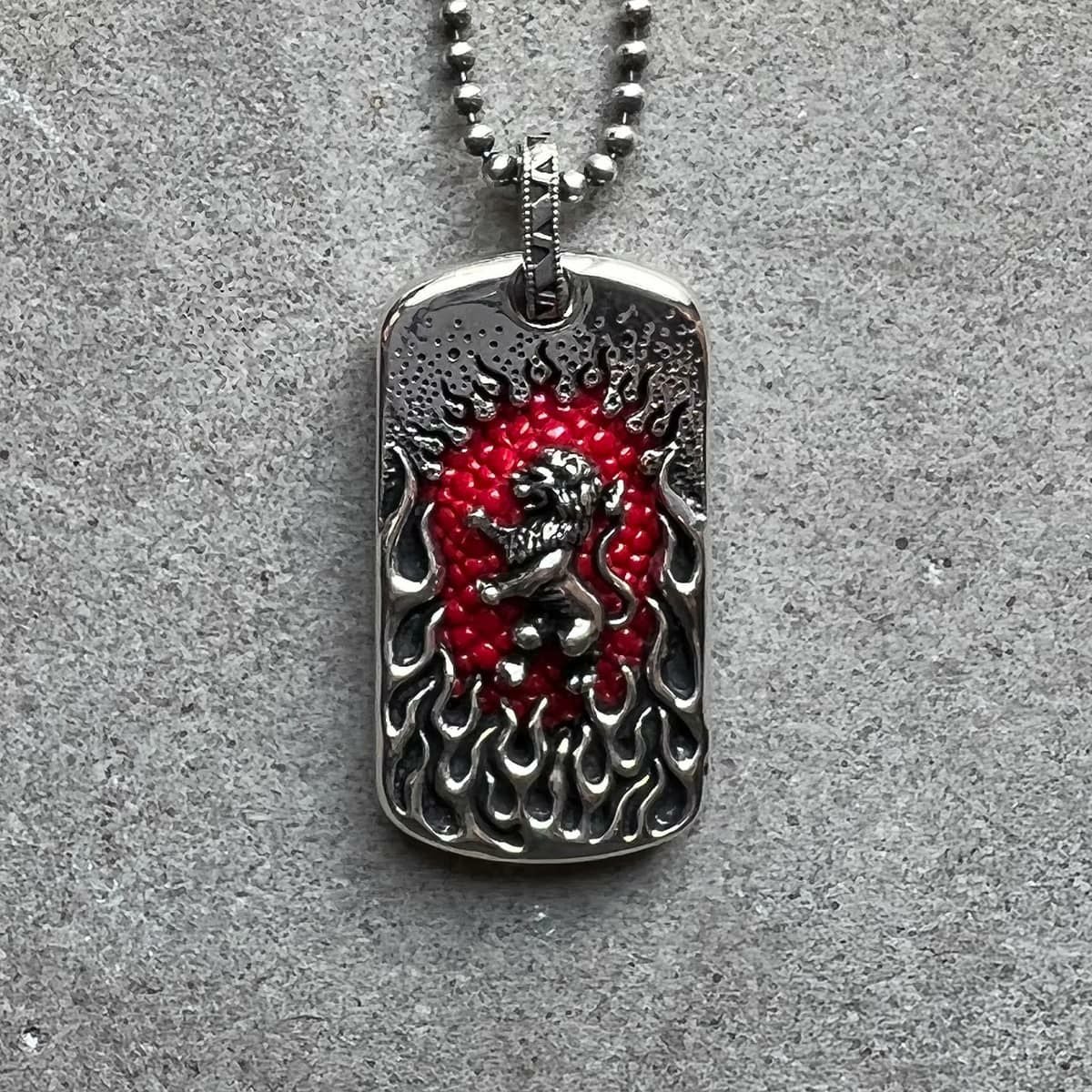 レザーズアンドトレジャーズ IDタグペンダント スモール w/ライオン