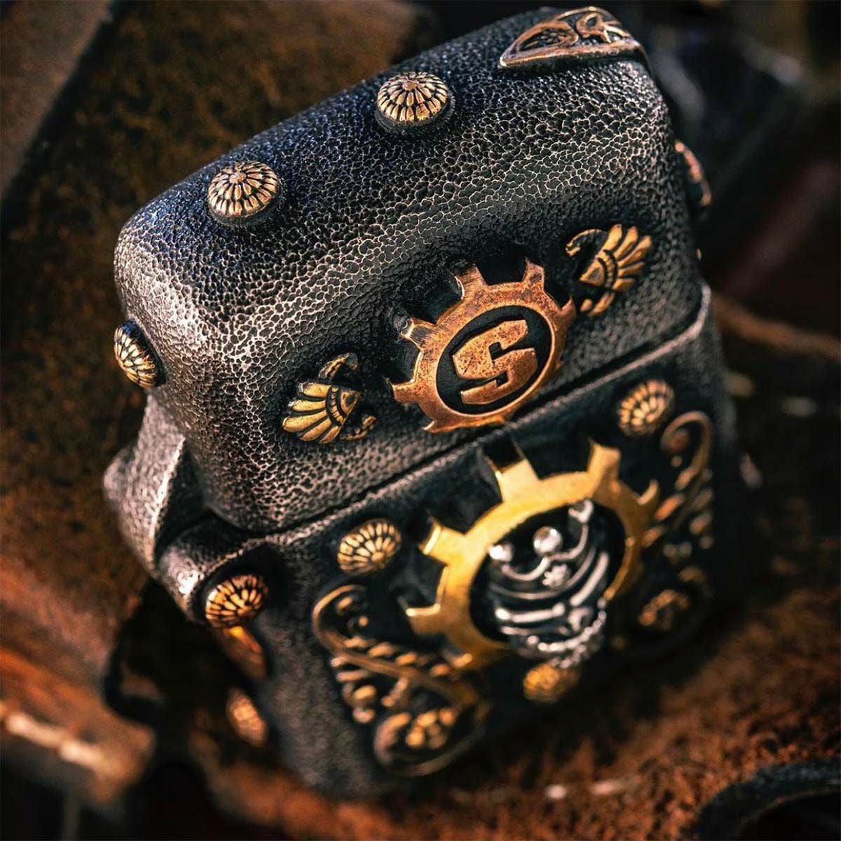 スターリンギア ワンオフカスタムジッポw/タイニーハウラーキングギア