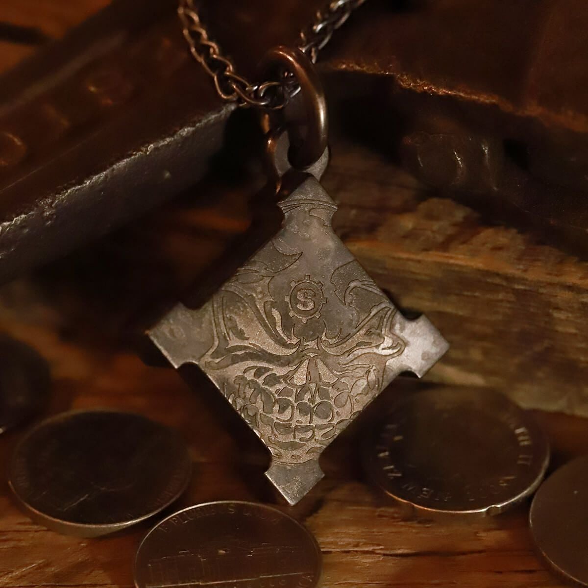 スティールフレーム×スターリンギアコラボキルボックスペンダント w