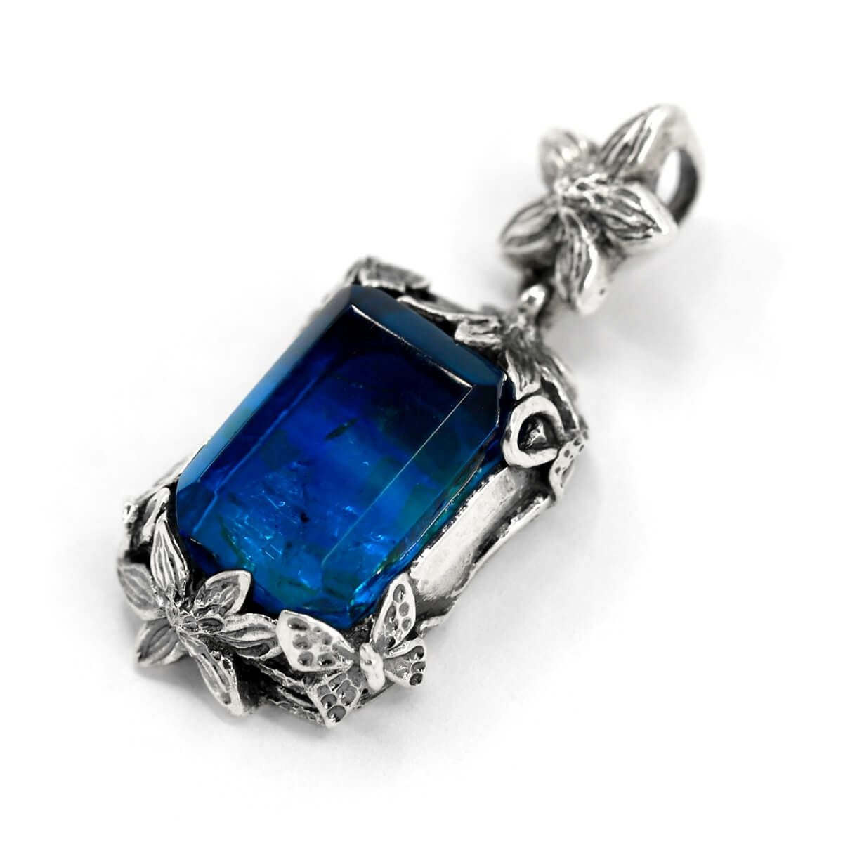 リリーエルランドソン | ジュエリーコネクション Jewelry Connection