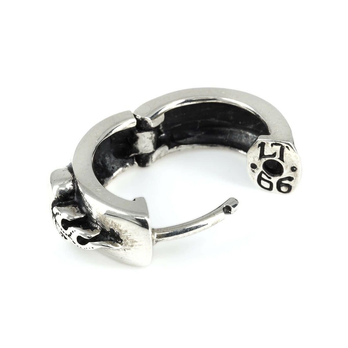 レザーズアンドトレジャーズ セイクリッドハートピアス w/ルビー