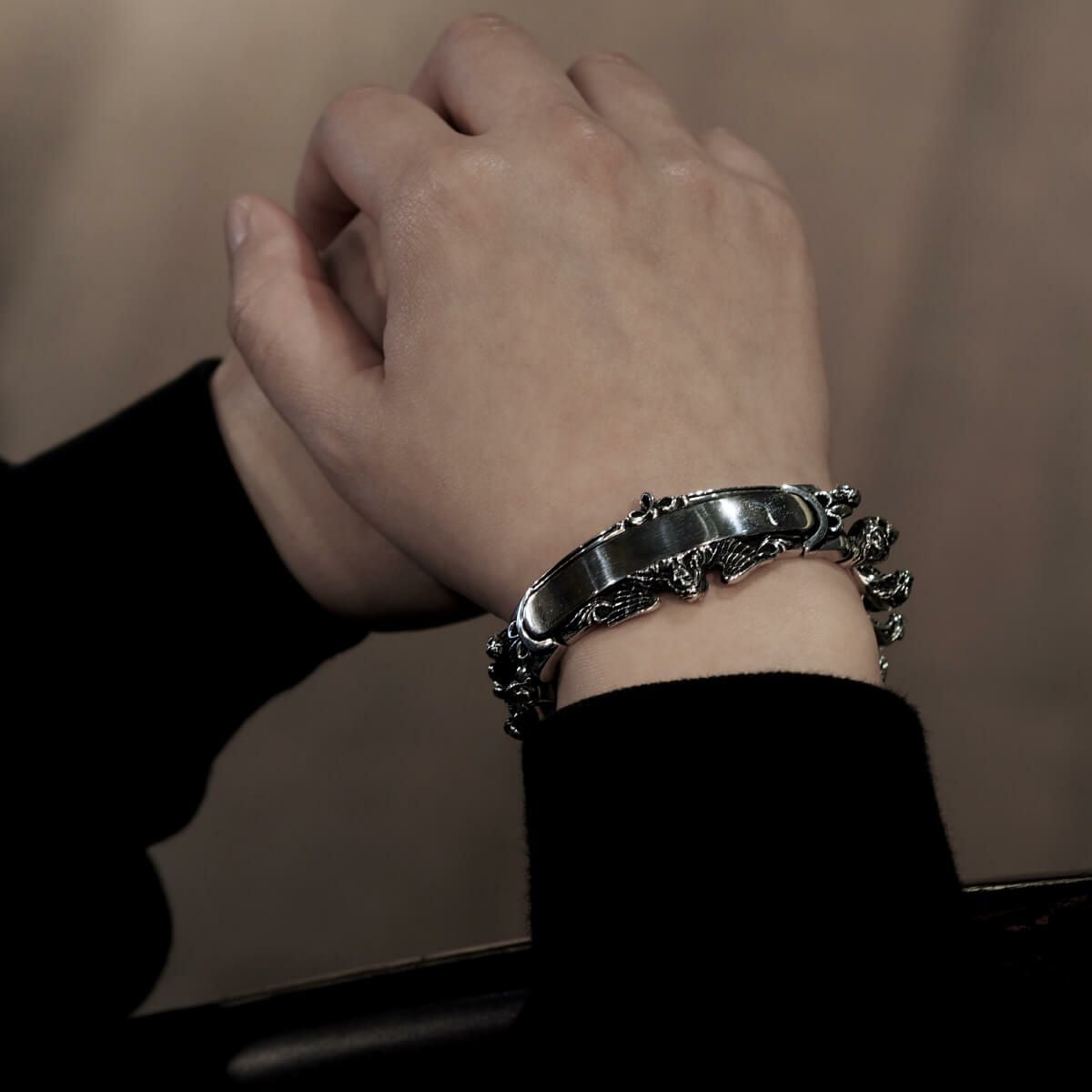 レザーズアンドトレジャーズ エンジェルリンクIDブレスレット