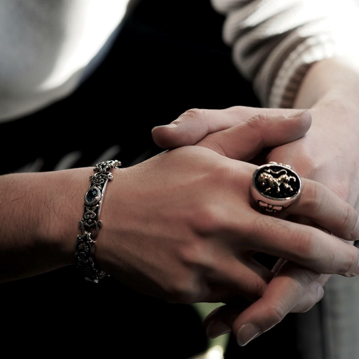 レザーズアンドトレジャーズ ケルティックヴァインブレスレット w/3