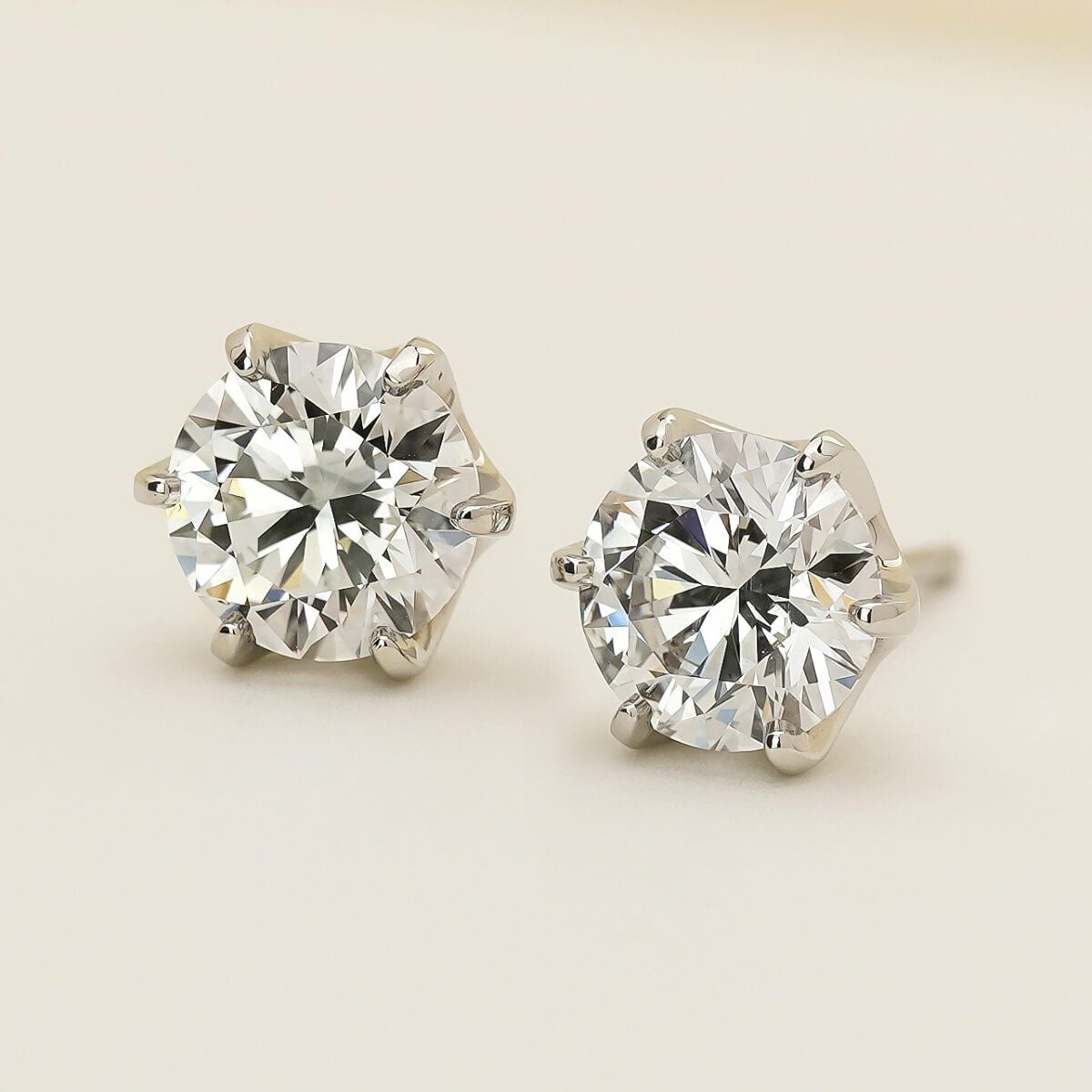 1.0ct×2（IGI鑑定書付）ラボグロウンダイヤモンド プラチナ ピアス（両