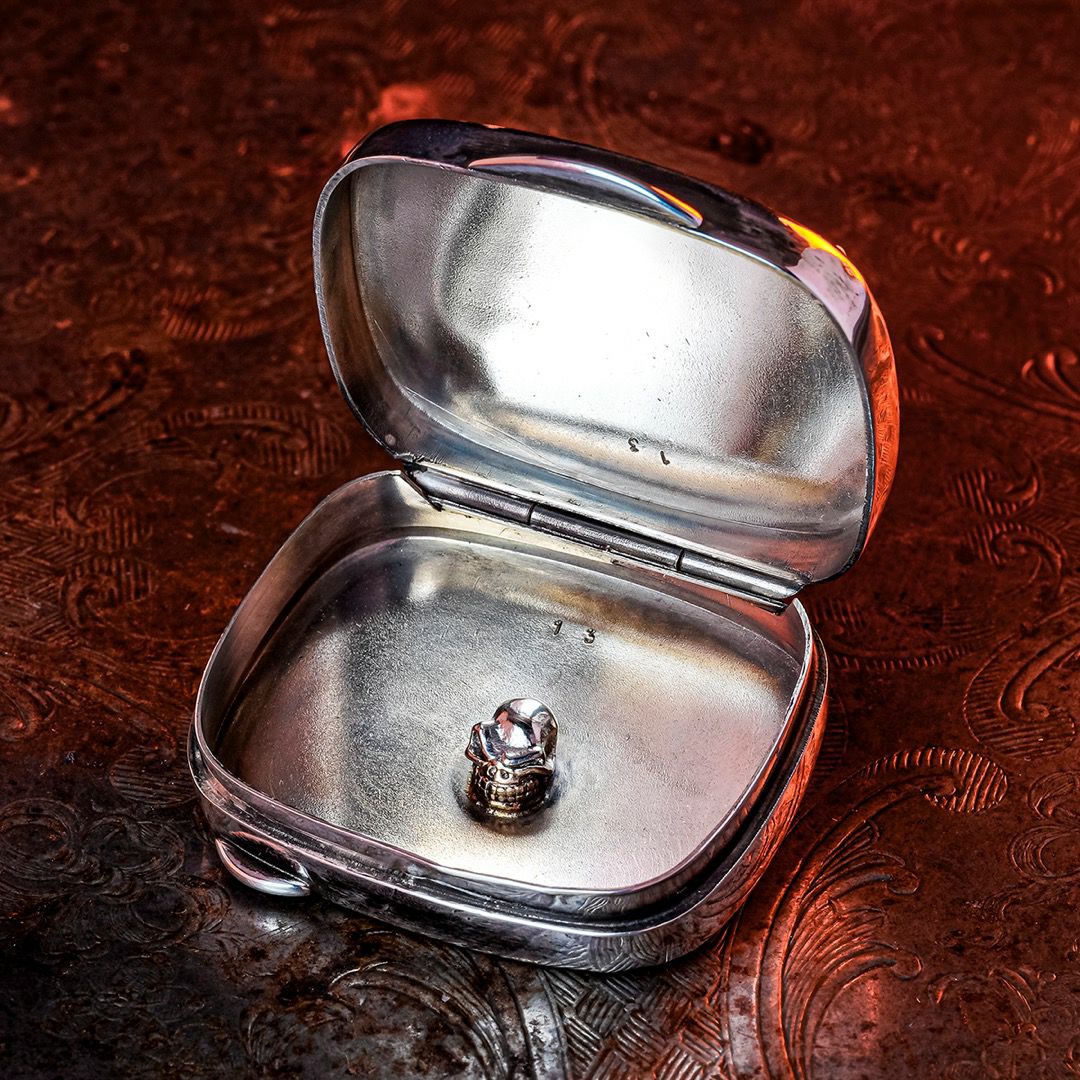 スターリンギア 1940年製アンティークシルバーTIFFANY&COピルボックス