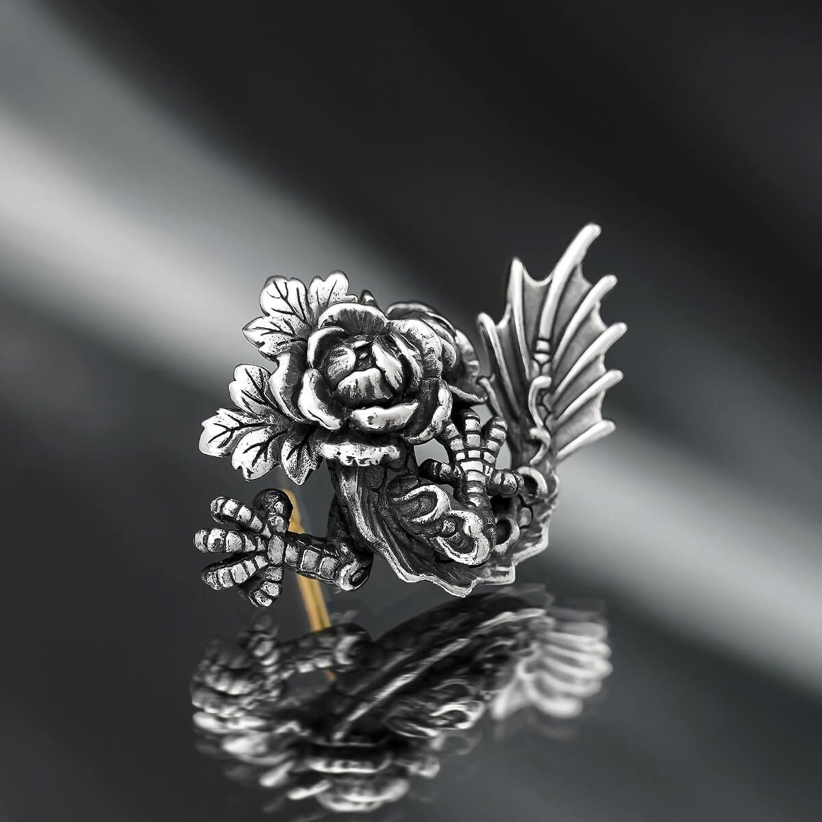 ブラッディマリー シルフスタッドピアス | ジュエリーコネクション