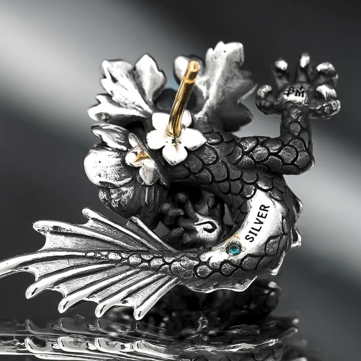 ブラッディマリー シルフスタッドピアス | ジュエリーコネクション