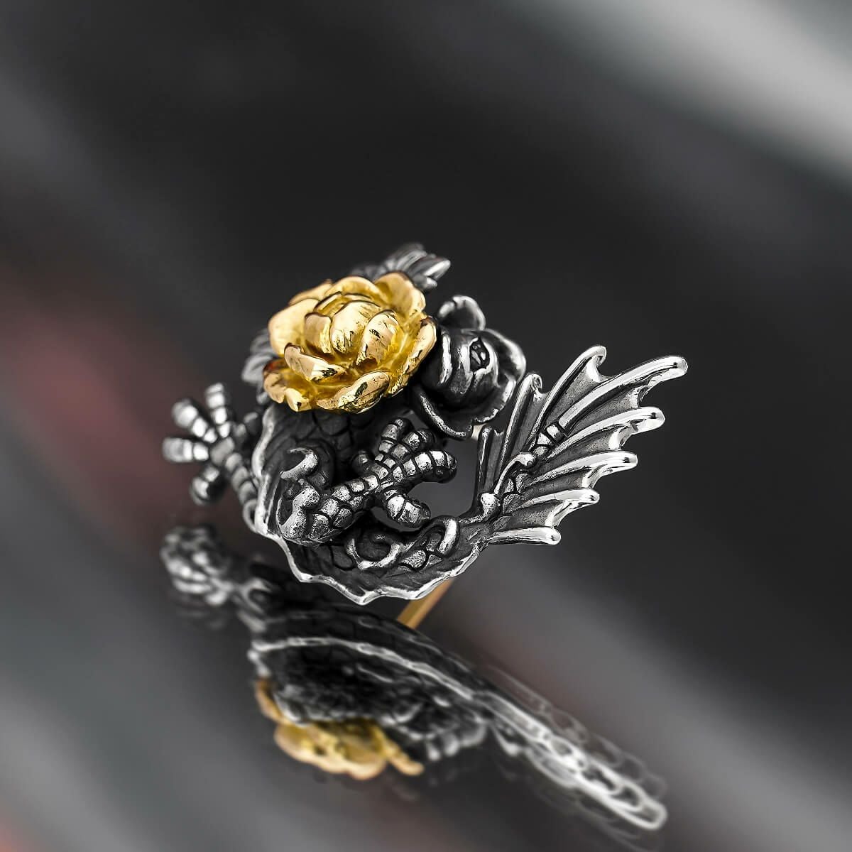 ブラッディマリー シルフスタッドピアス w/K18イエローゴールド