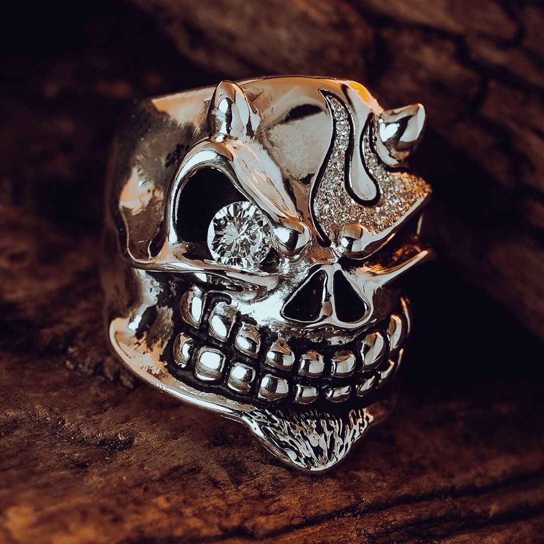 スターリンギア パンチャーデビルリング w/ダイヤモンド/フレイムス