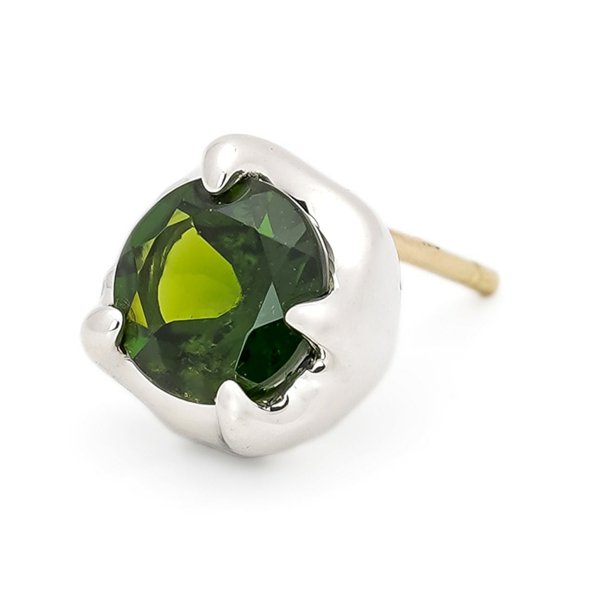 ブラッディマリー Nut ナットピアス -木の実- w/アイオライト