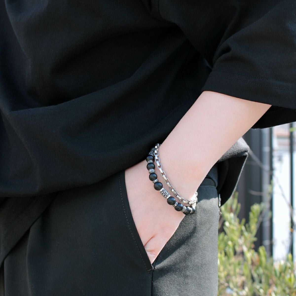 レザーズアンドトレジャーズ 8mmマットオニキスビーズブレスレット/B