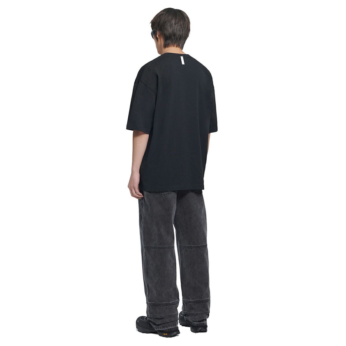 ノーマニュアル スケルトン ハンズ Tシャツ - ブラック | ジュエリー
