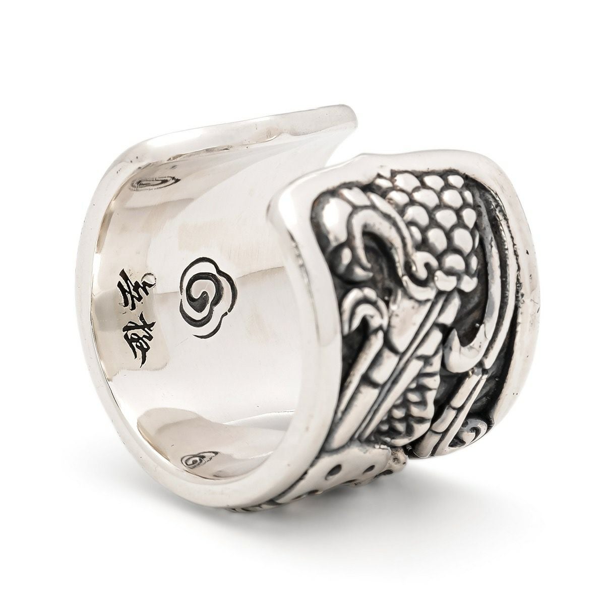 ウージ 18k ゴールド ジェイド ドラゴン サム リング（ラージ