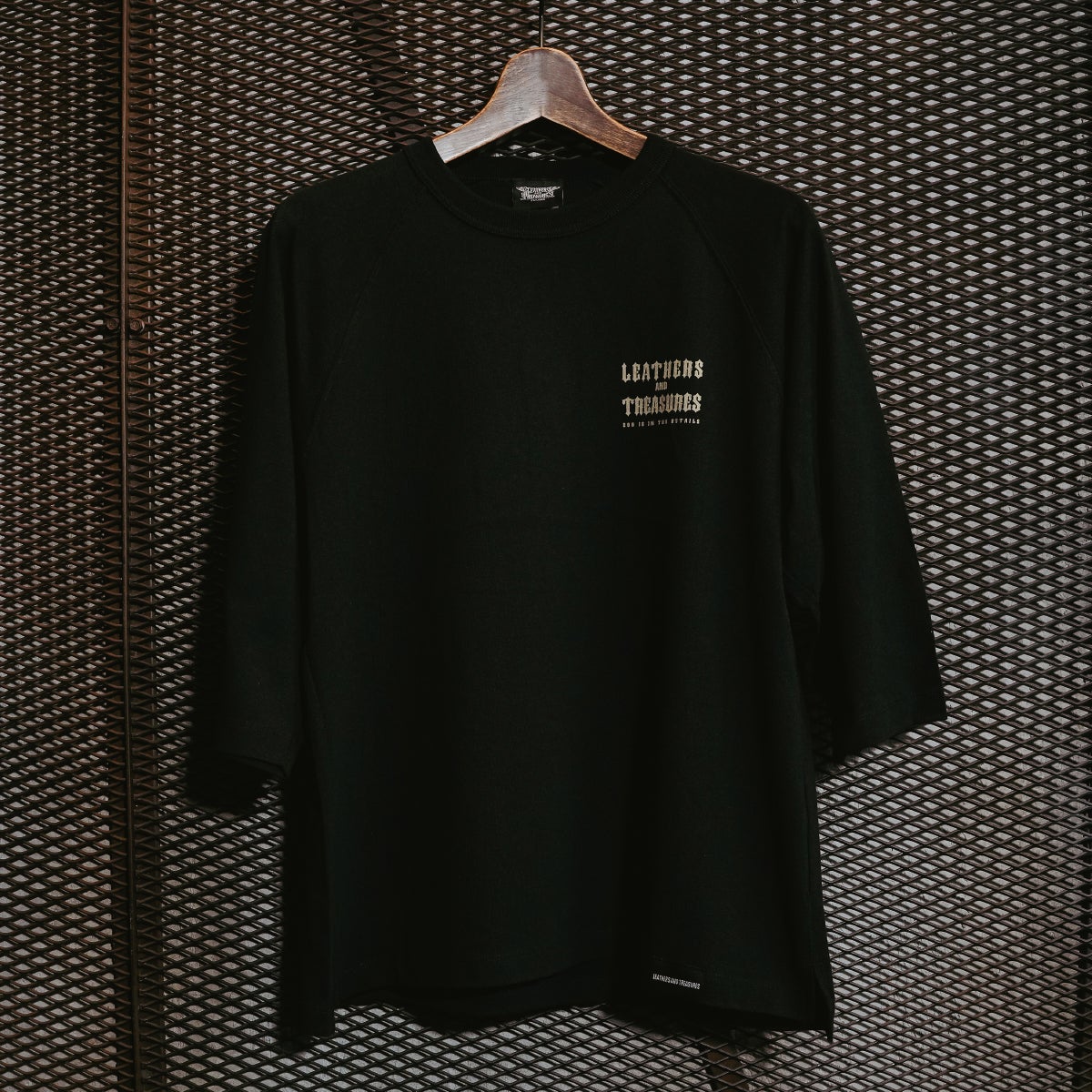 レザーズアンドトレジャーズ LT Tシャツ（ラグラン）/ Mother Mary