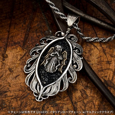 エンブレイスフェザーインレイペンダント w/ガーディアンエンジェル w/K18YGウイング w/サンディッドスティングレイ